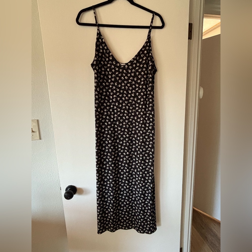 Reformation Black and White Floral Midi Dress